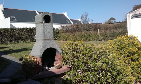 le jardin et le barbecue